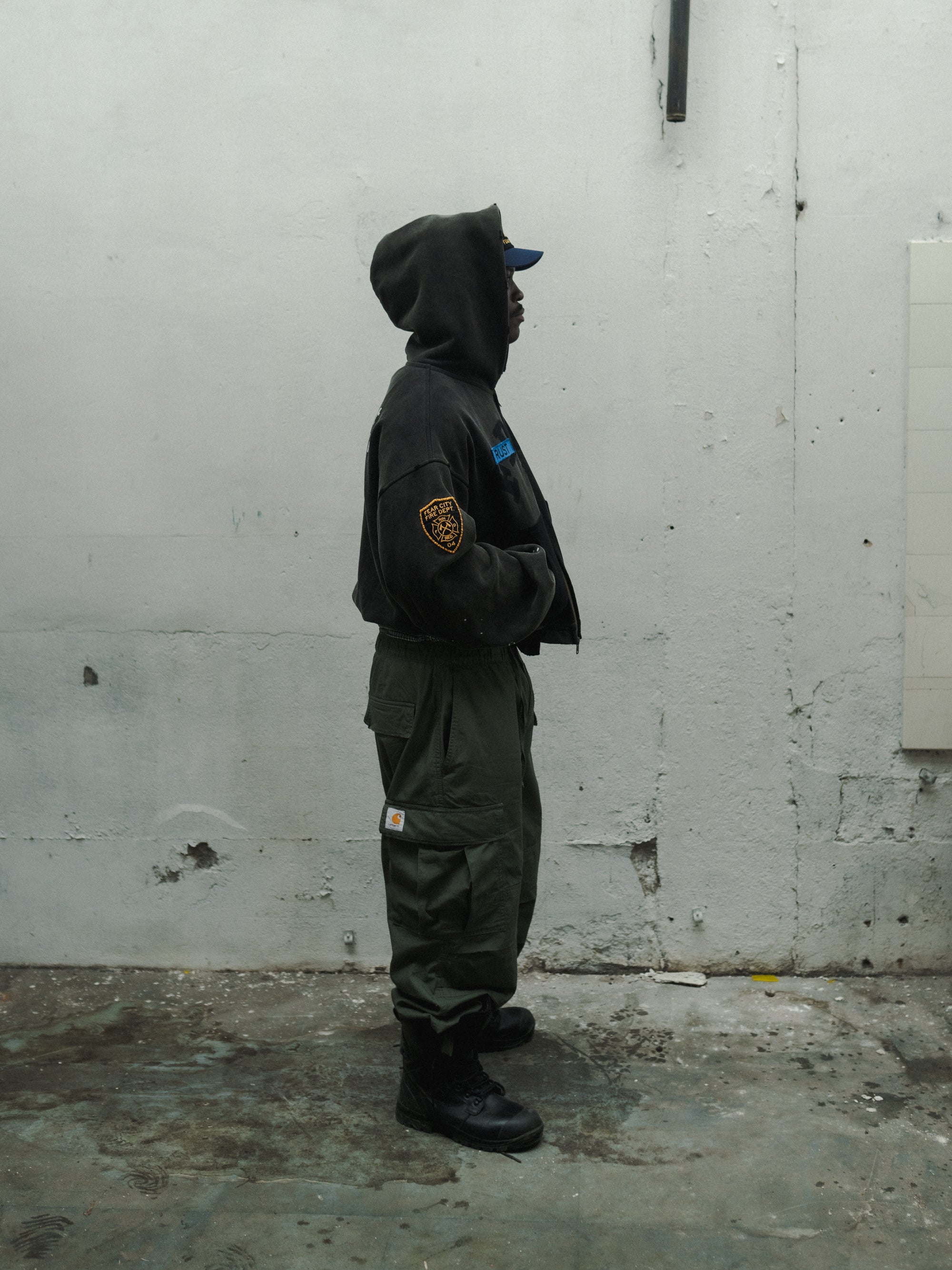 Knight Hoodie Side Detail – Gold YKK Zip Fear City Patch